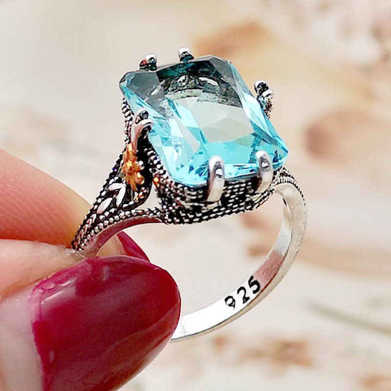 Vintage S925 Square Highland Topaz Finger Ring Geometric