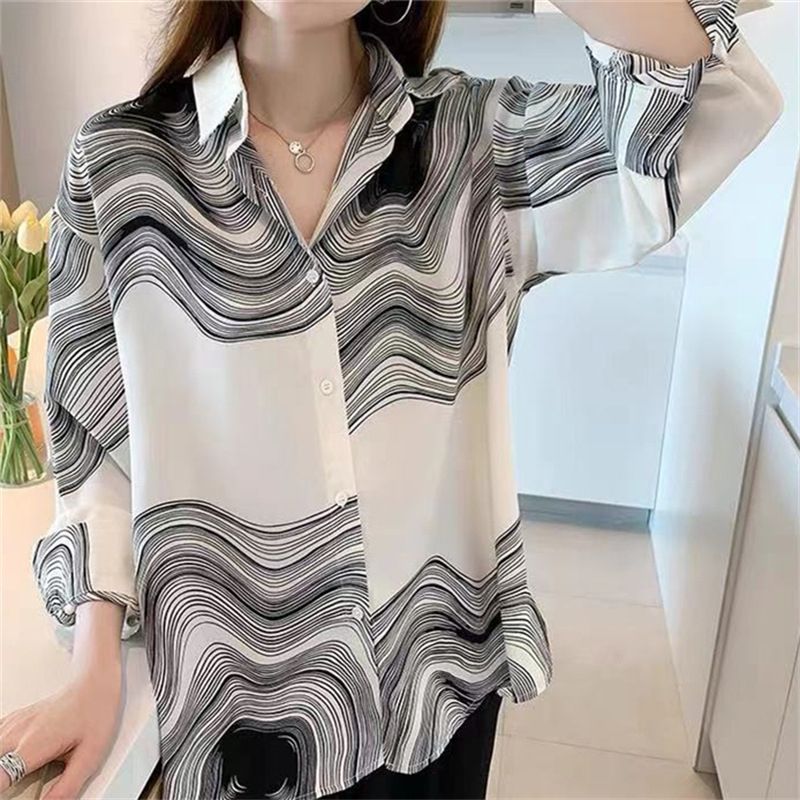 Bat Sleeve Large Loose Waist Cotton Linen Shirt