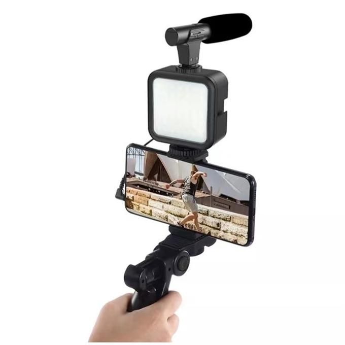 Portable Photography Lighting Smartphone Video Kit Microphone LED Selfie Tripod Recording Handle Stand
