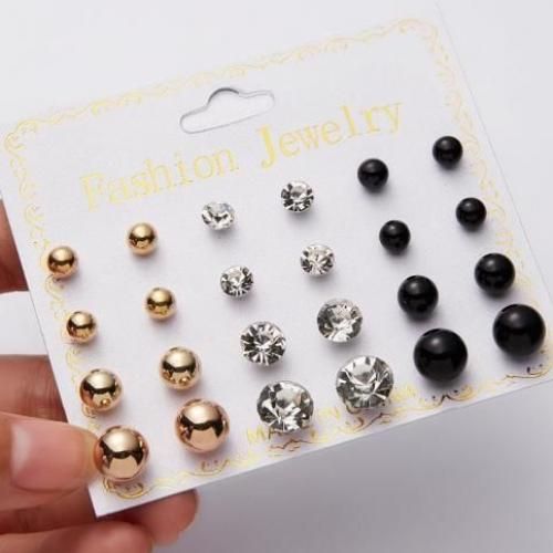 Posh Ladies Earring Set