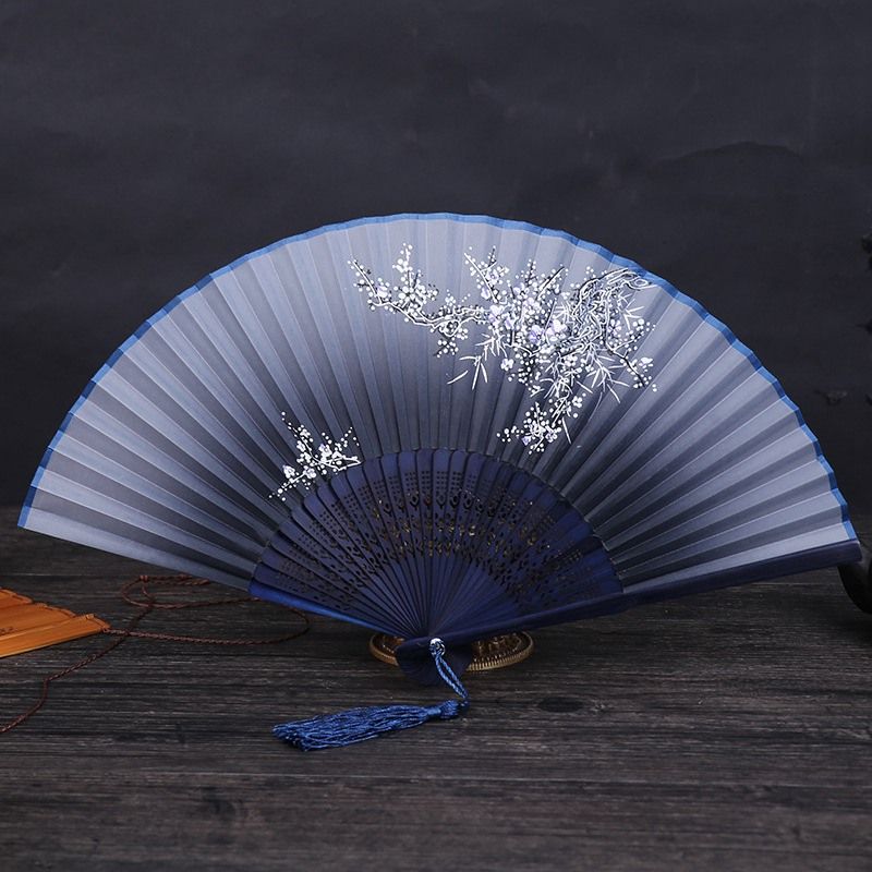 Flower Fan Vintage Dropshipping Hand Printed Silk Decoration Hollow Folding Crafts Spun Decorative Carved Fans 1pc Chinese