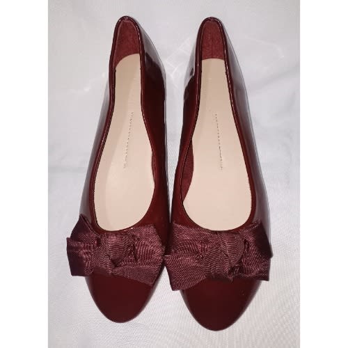Ladies Round Toe Office Flat Shoe - Wine
