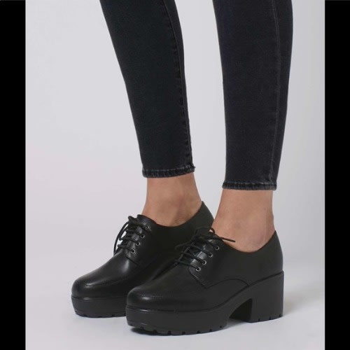 Flint Lace Up Leather Shoe - Black