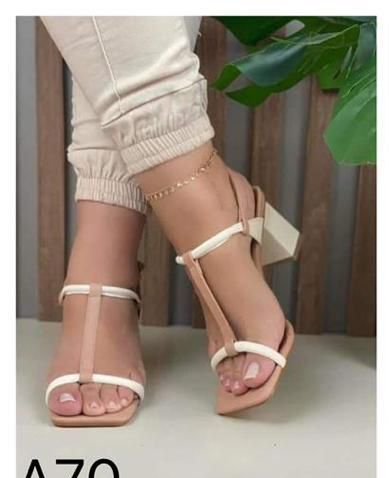 Ladies Modern Classic Heel Sandals-Nude/White