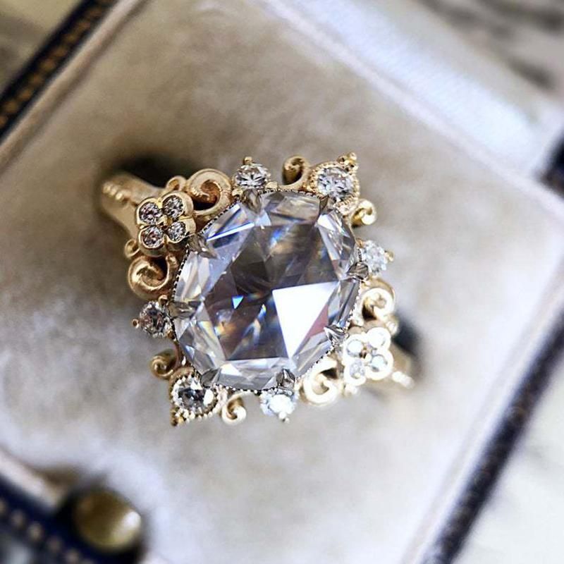 Delicate Gold Color Lace Brilliant Zirconia Ring Bridal Engagement Jewelry Gift