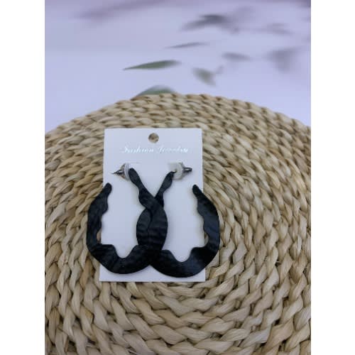 Rough Edge Round Earrings - Black