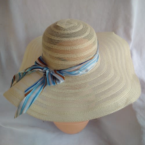 Women's Wide Brim Straw Hat - Cream
