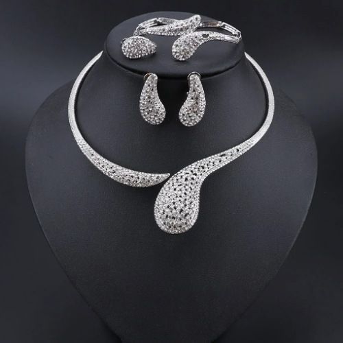 Women Set Of Brazilian Silver In  Jewelries