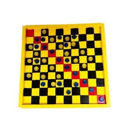 Draught Board Game