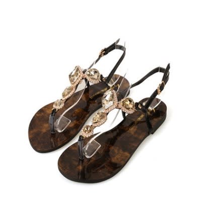 Flat Slippers with Stones