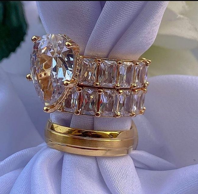 Luxury Zirconia Wedding Ring Set