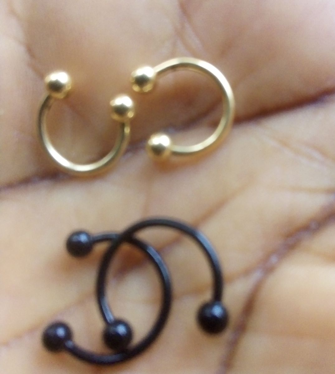 Beautiful  Nose Rings  4pcs