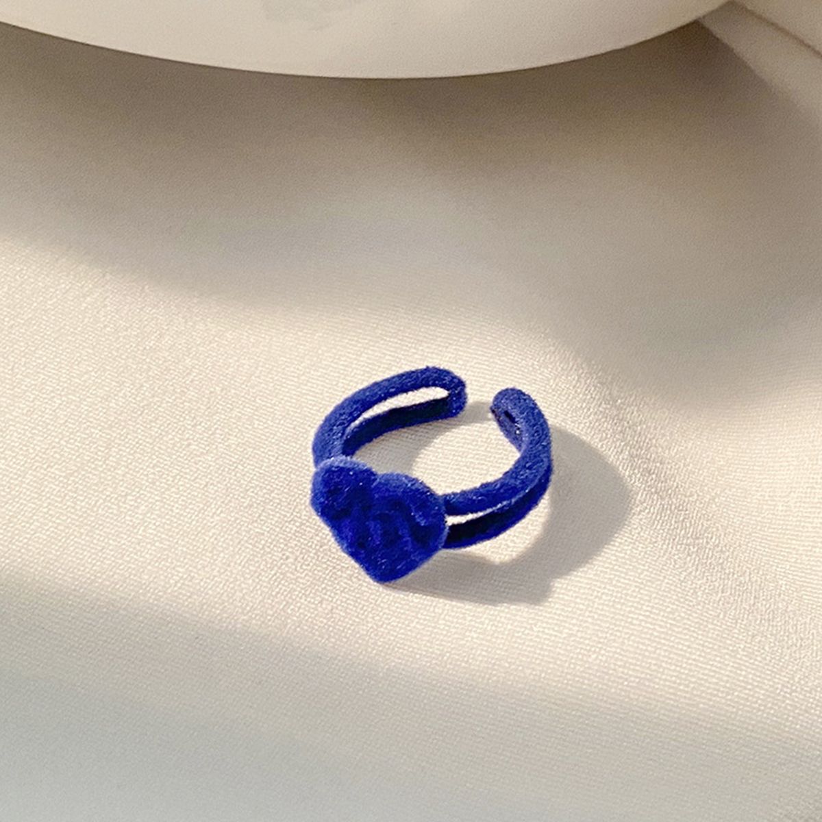 Ladies Ring Velvet Bow Heart Ring Blue