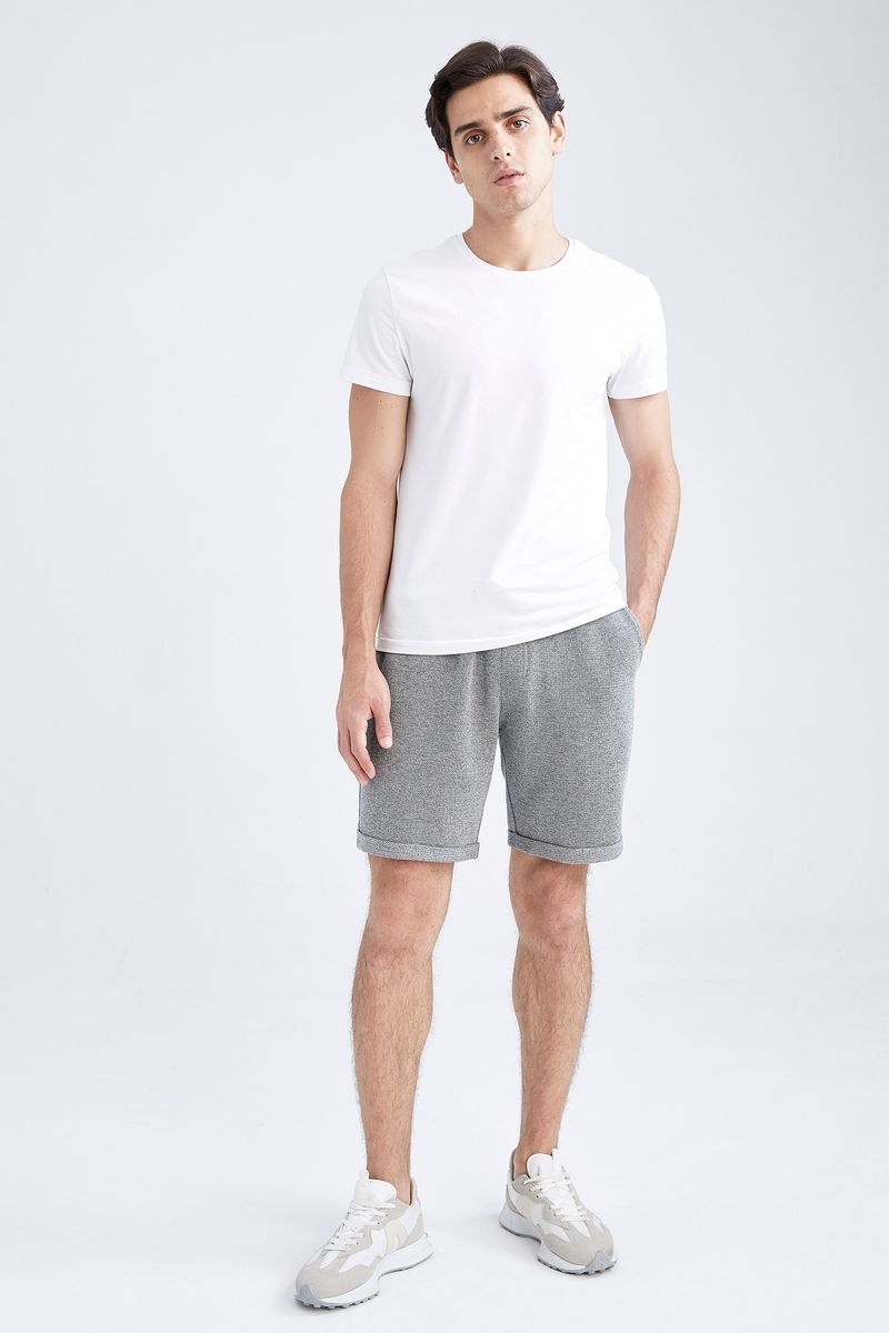 Man Regular Fit Knitted Short - Grey