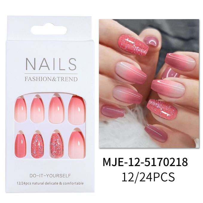 Fashionable Artificial Ladies False Press On Nails