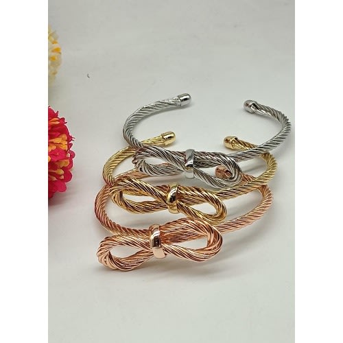 3 in 1 Fashion Bracelet- Gold  Silver and Bronze